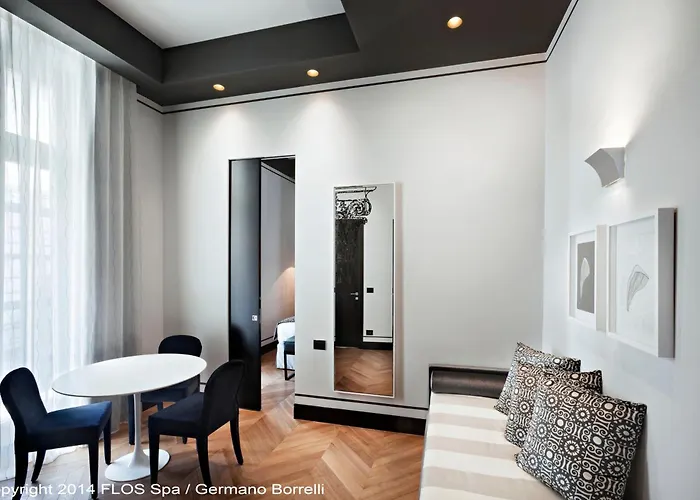Corso 281 Luxury Hotel